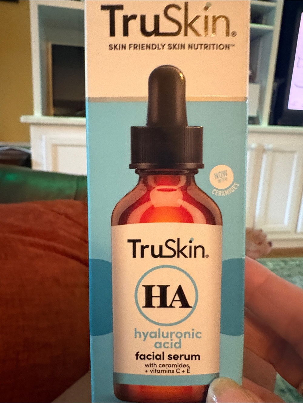 Skin TruSkin Hyaluronic Acid Facial Serum – Blue, White, Amber, Black